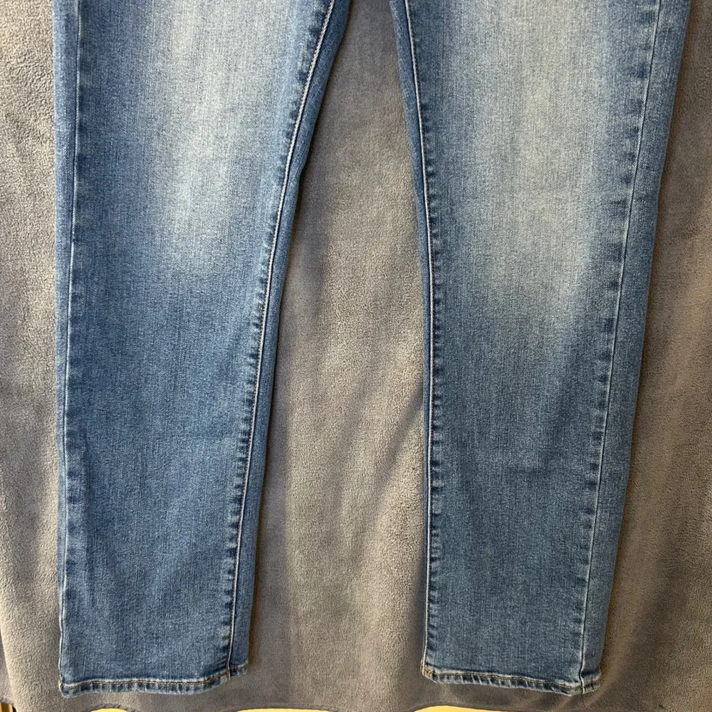 Lucky Brand 410 Athletic Slim Mens Jeans 32x32 Medium Wash Blue Denim Stretch